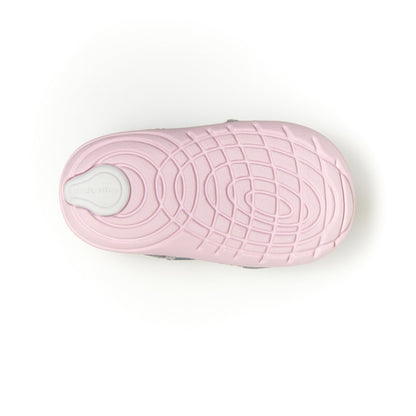Stride Rite Adalyn Sneaker - Little Kid White/Silver
