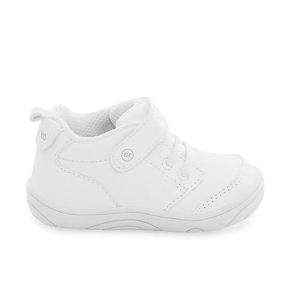 Stride Rite Taye 2.0 Sneaker - Little Kid White