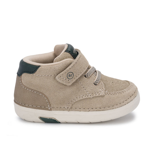 Stride Rite Quinn Mini Sneaker - Little Kid Tan