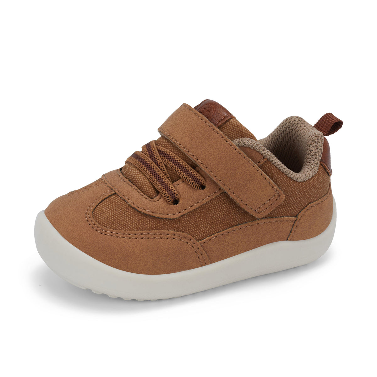 Stride Rite Nick 2.0 Sneaker - Little Kid Tan