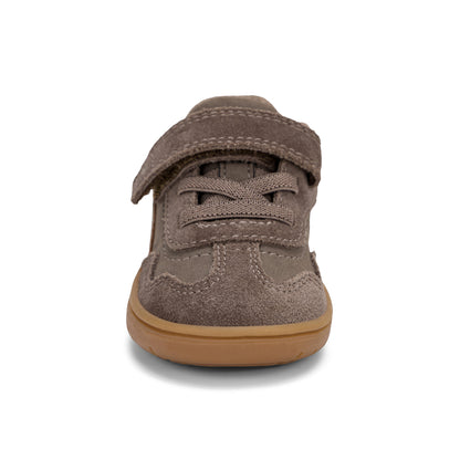 Stride Rite London 2.0 Sneaker - Big Kid Brown